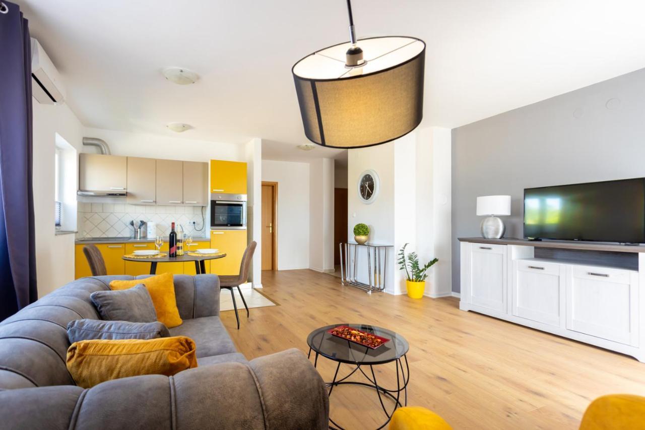 Apartment Demo Malinska Eksteriør billede
