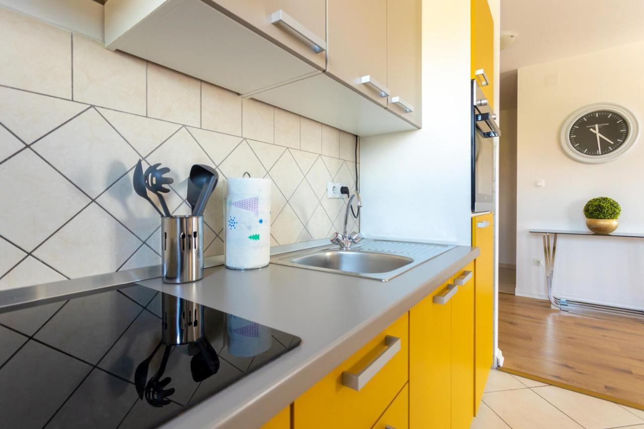 Apartment Demo Malinska Eksteriør billede